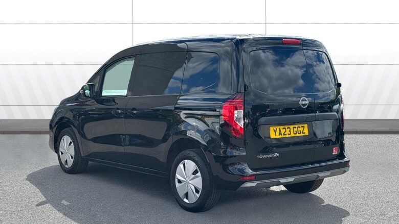 Nissan Townstar L1 Petrol 1.3 Tekna Van